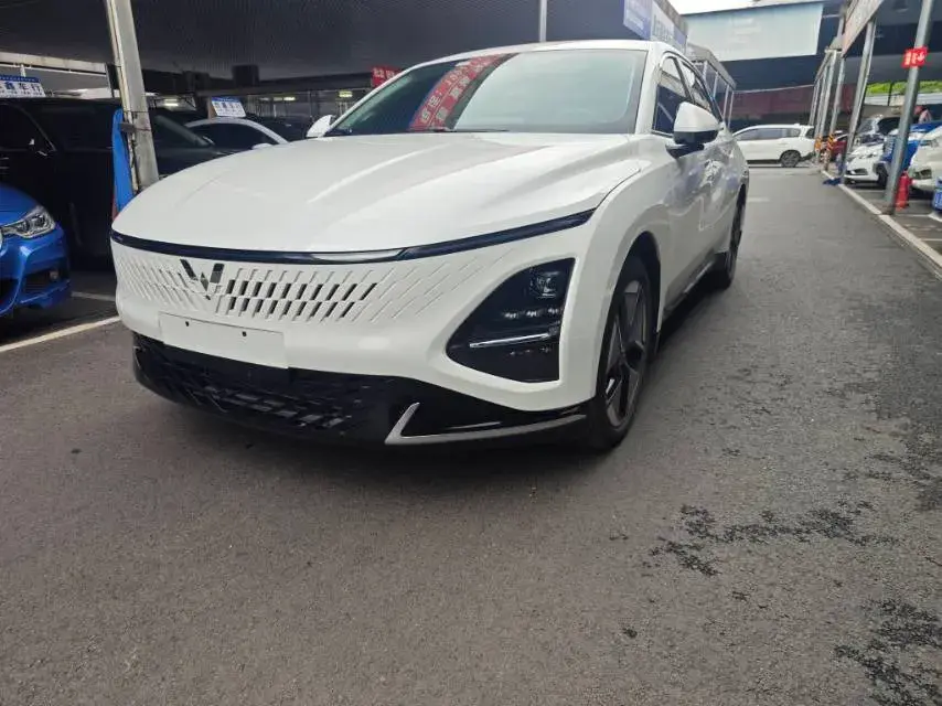 2025 WuLing XingGuang 1.5L 106HP L4 E-CVT PHEV
