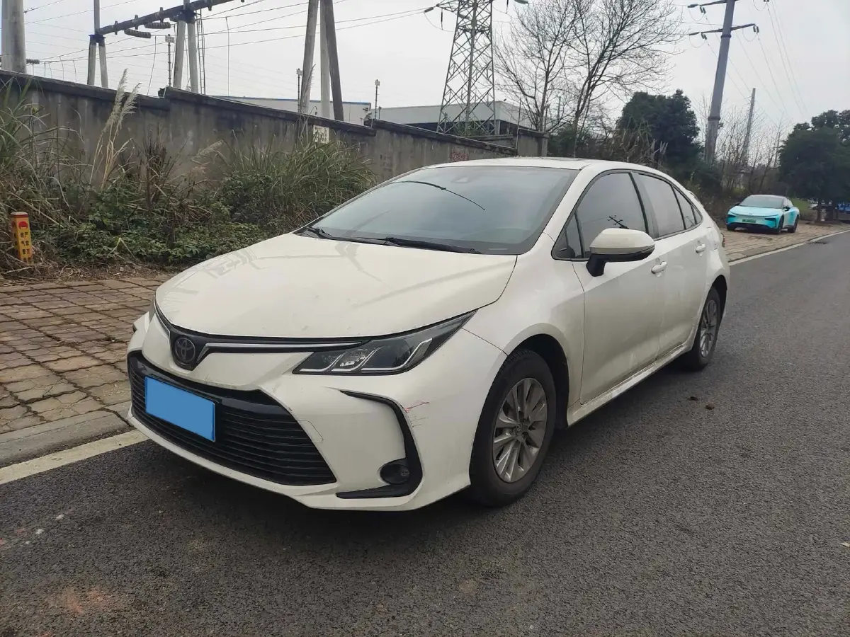 2019 Toyota Corolla 1.2T 116HP L4 CVT