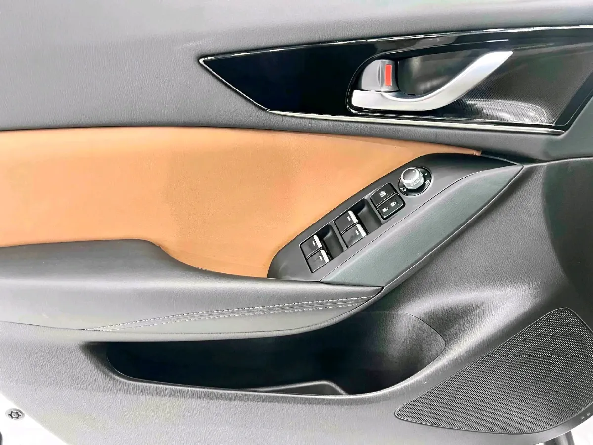 2021 Mazda CX-4 2.0L 158HP L4 6AT,autocango,china used car exporter,china ev exporter,chinese used car exporter,chinese used ev exporter