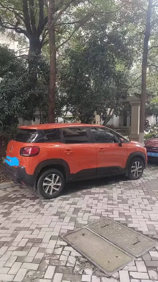 2018 Venucia T90 1.4T 140HP L4 5MT,autocango,china used car exporter,china ev exporter,chinese used car exporter,chinese used ev exporter