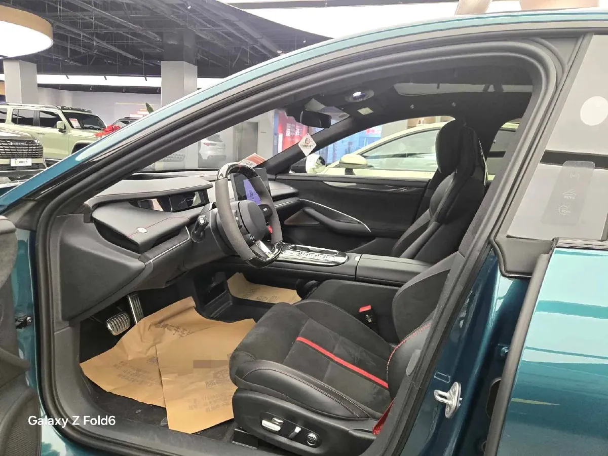 2025 MI SU7 Ultra BEV 93.7KWH,autocango,china used car exporter,china ev exporter,chinese used car exporter,chinese used ev exporter