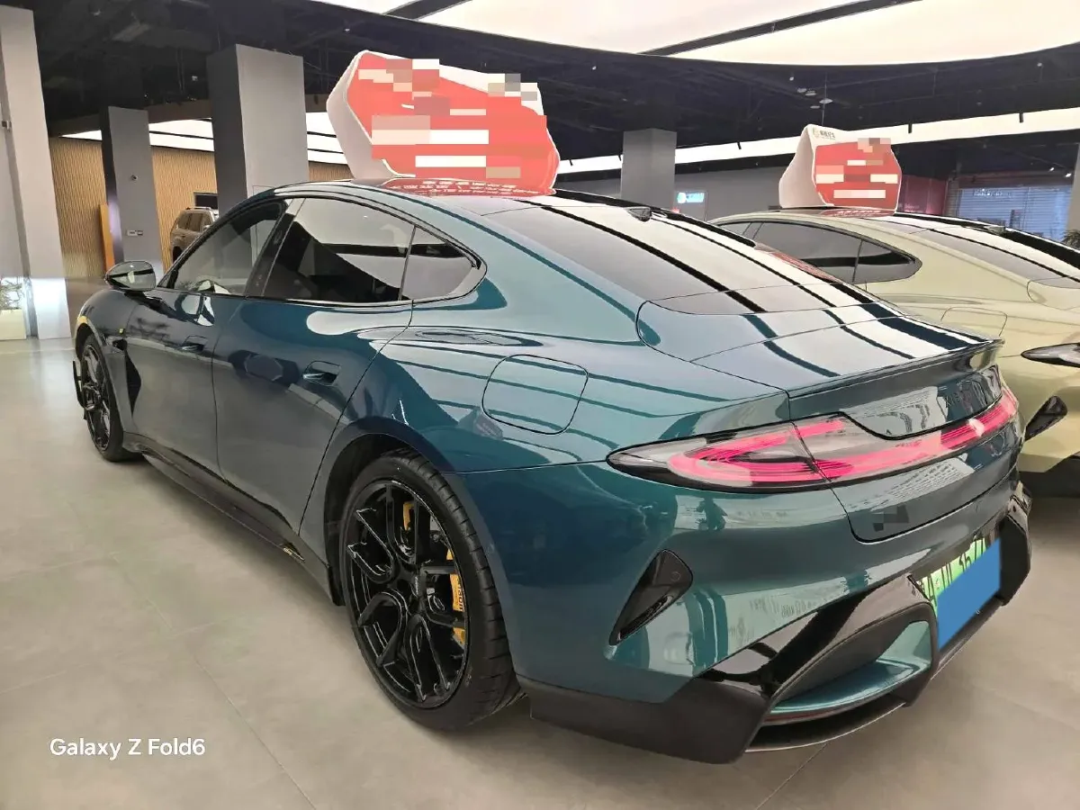 2025 MI SU7 Ultra BEV 93.7KWH,autocango,china used car exporter,china ev exporter,chinese used car exporter,chinese used ev exporter