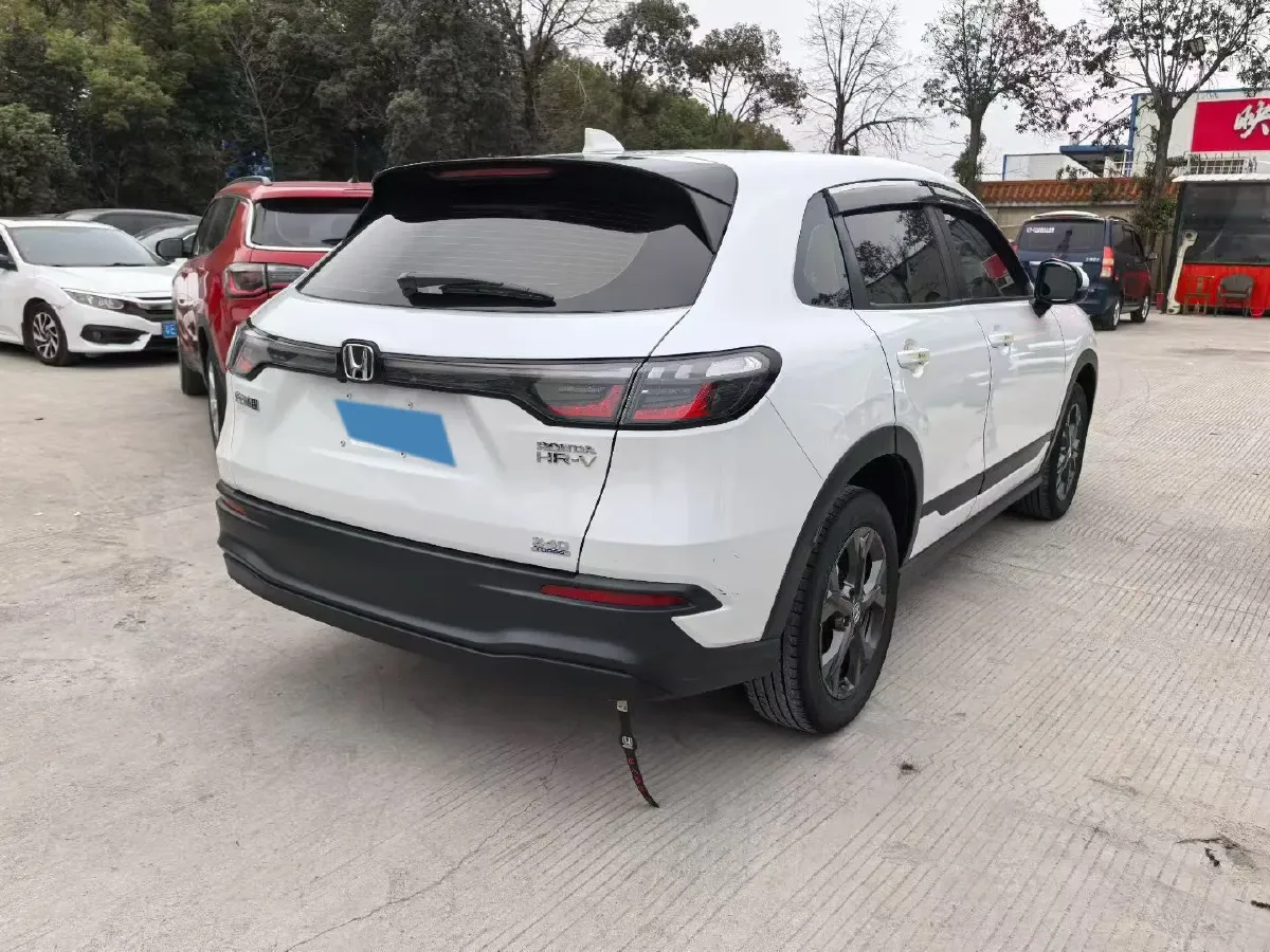 2023 Honda HR-V 1.5T 182HP L4 CVT,autocango,china used car exporter,china ev exporter,chinese used car exporter,chinese used ev exporter