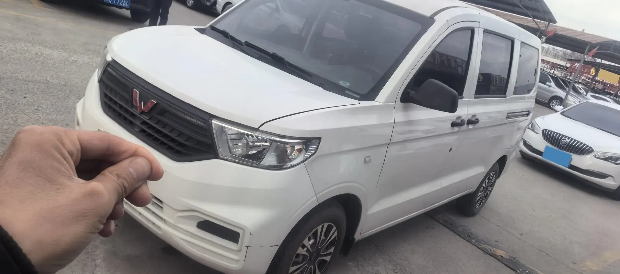 2019 WuLing HongGuang V 1.5L 99HP L4 6MT