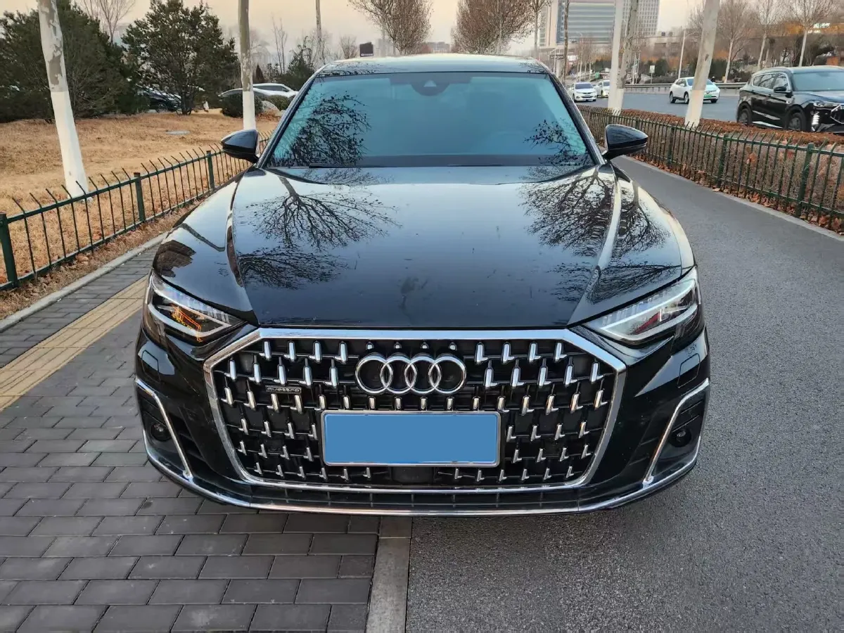 2023 Audi A8 2.0T 265HP L4 8AT,autocango,china used car exporter,china ev exporter,chinese used car exporter,chinese used ev exporter