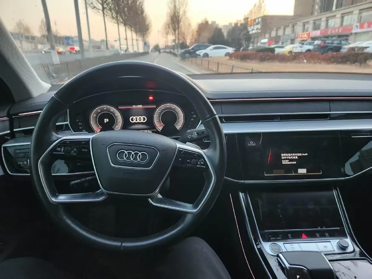 2023 Audi A8 2.0T 265HP L4 8AT,autocango,china used car exporter,china ev exporter,chinese used car exporter,chinese used ev exporter