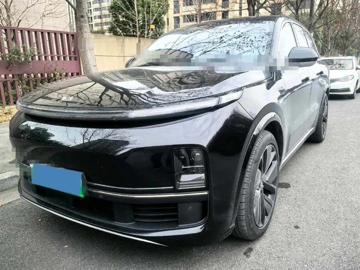 2023 Li L8 Range Extended 154HP REEV 40.9KWH