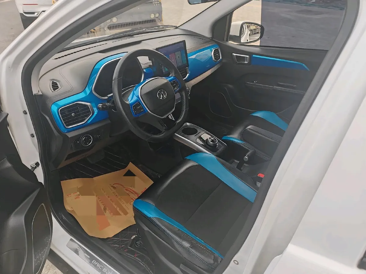 2018 Landwind XiaoYao 1.5T 163HP L4 CVT,autocango,china used car exporter,china ev exporter,chinese used car exporter,chinese used ev exporter