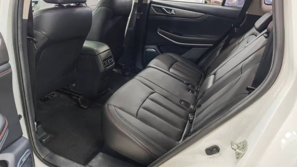 2021 ChangAn CS75 1.5T 178HP L4 7DCT,autocango,china used car exporter,china ev exporter,chinese used car exporter,chinese used ev exporter