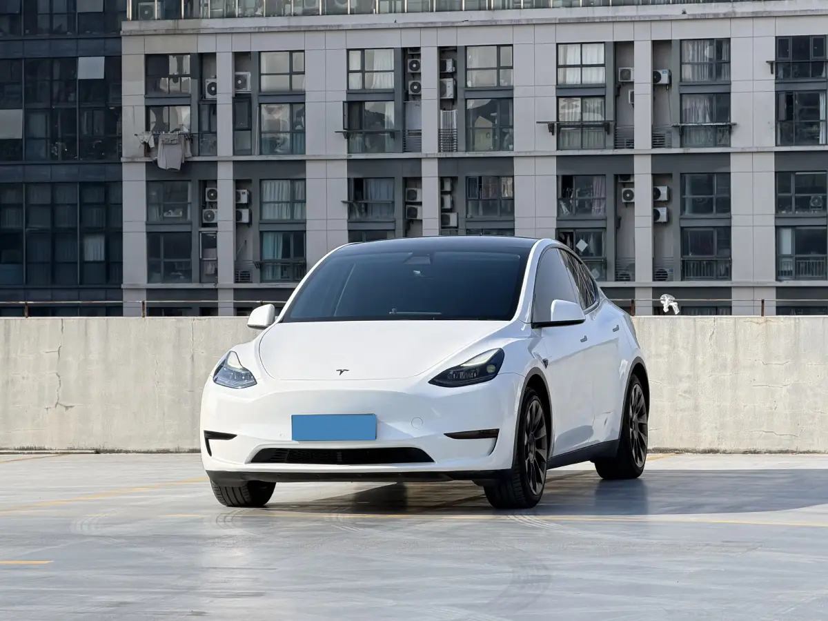 2022 Tesla Model Y BEV 60KWH