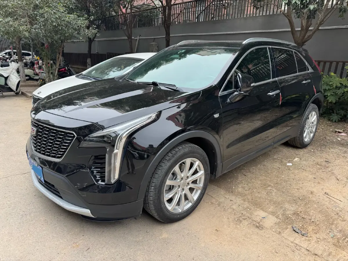 2021 Cadillac XT4 2.0T 237HP L4 9AT