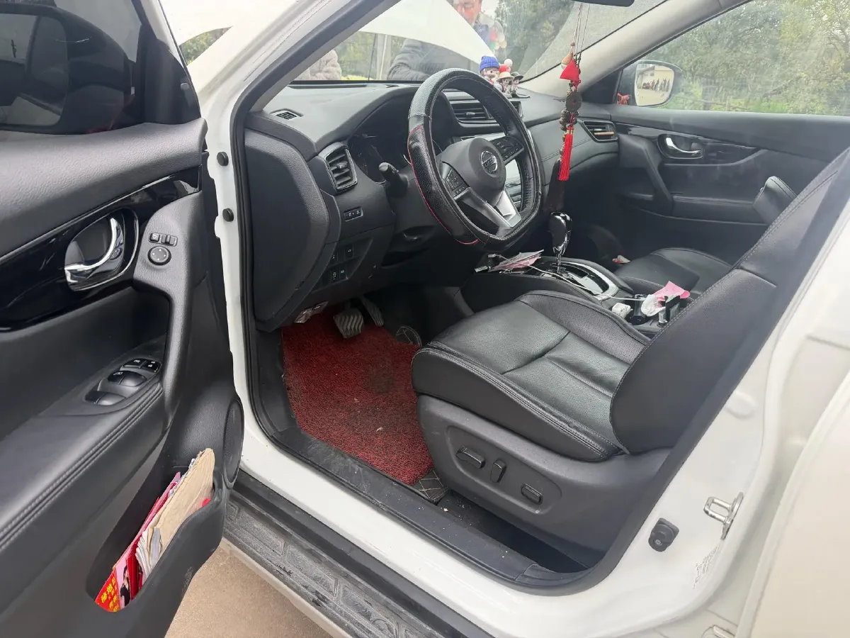 2020 Nissan X-Trail 2.0L 154HP L4 CVT,autocango,china used car exporter,china ev exporter,chinese used car exporter,chinese used ev exporter