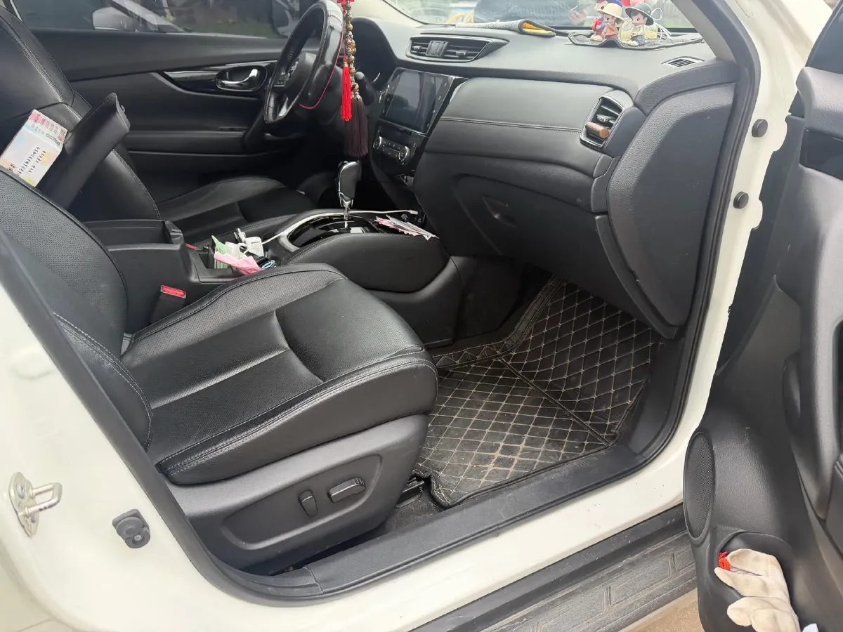 2020 Nissan X-Trail 2.0L 154HP L4 CVT,autocango,china used car exporter,china ev exporter,chinese used car exporter,chinese used ev exporter