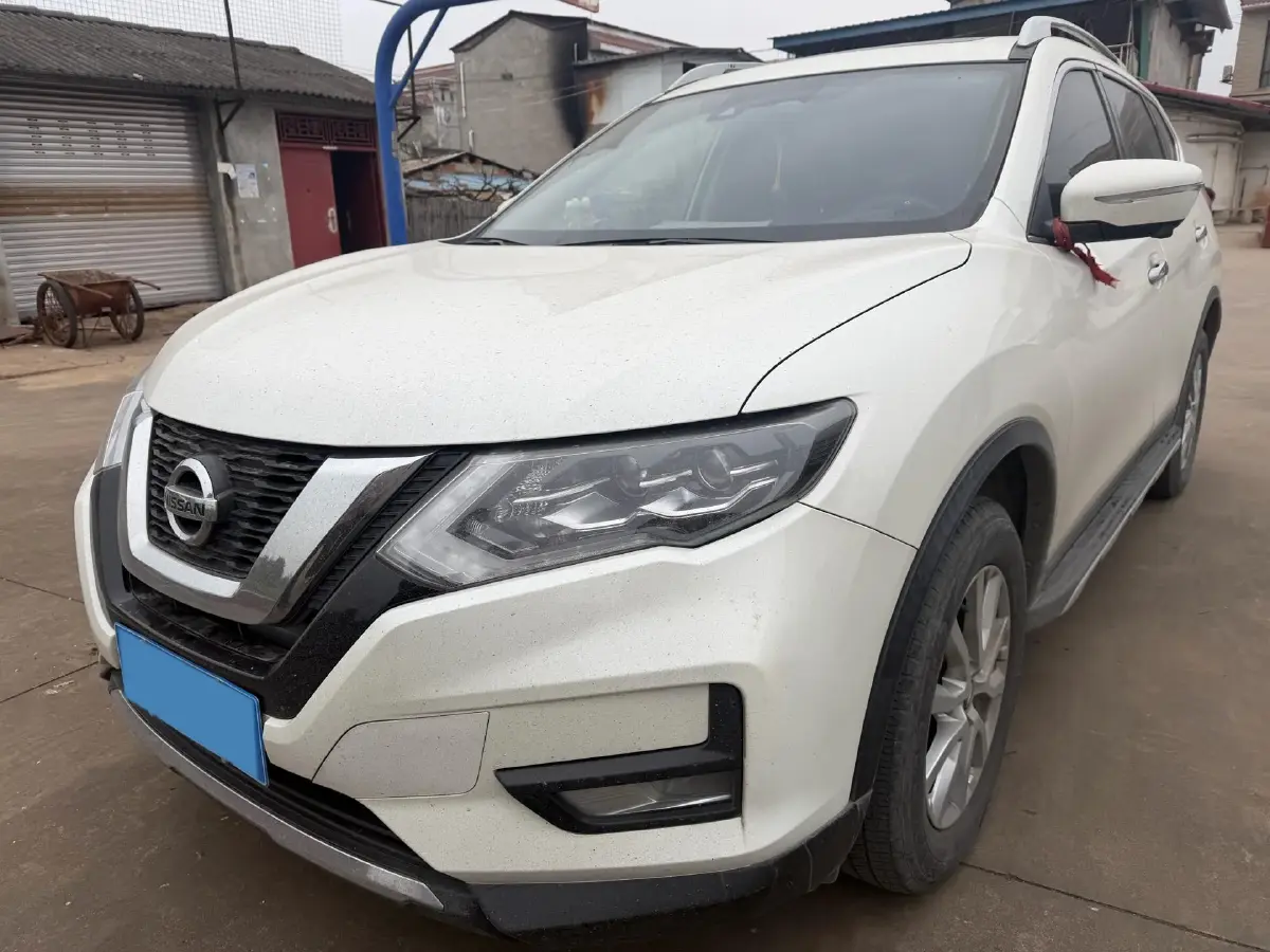 2020 Nissan X-Trail 2.0L 154HP L4 CVT