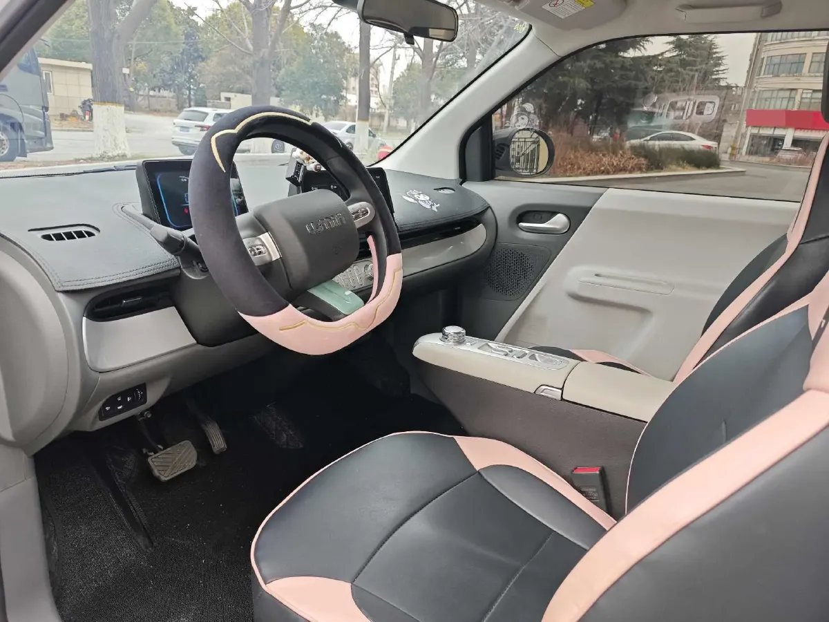 2025 LingBox BOX BEV 19.2KWH,autocango,china used car exporter,china ev exporter,chinese used car exporter,chinese used ev exporter