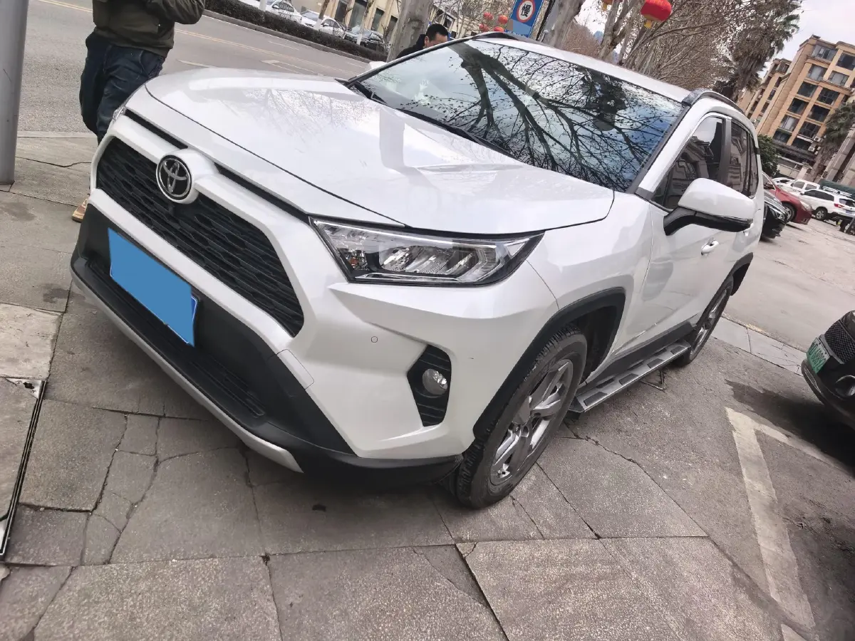 2022 Toyota RAV4 2.0L 171HP L4 CVT
