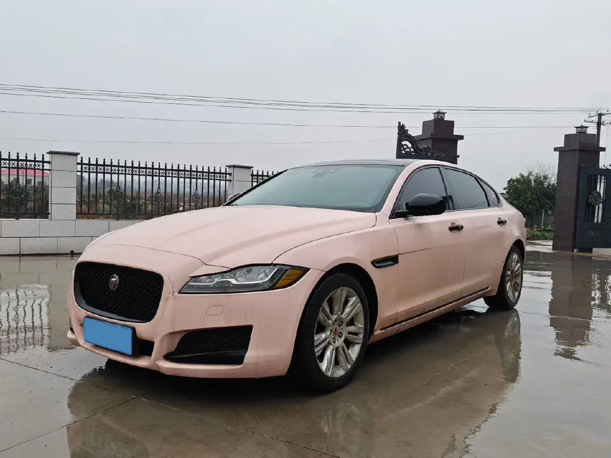 2018 Mercedes-Benz E Class 2.0T 184HP L4 9AT