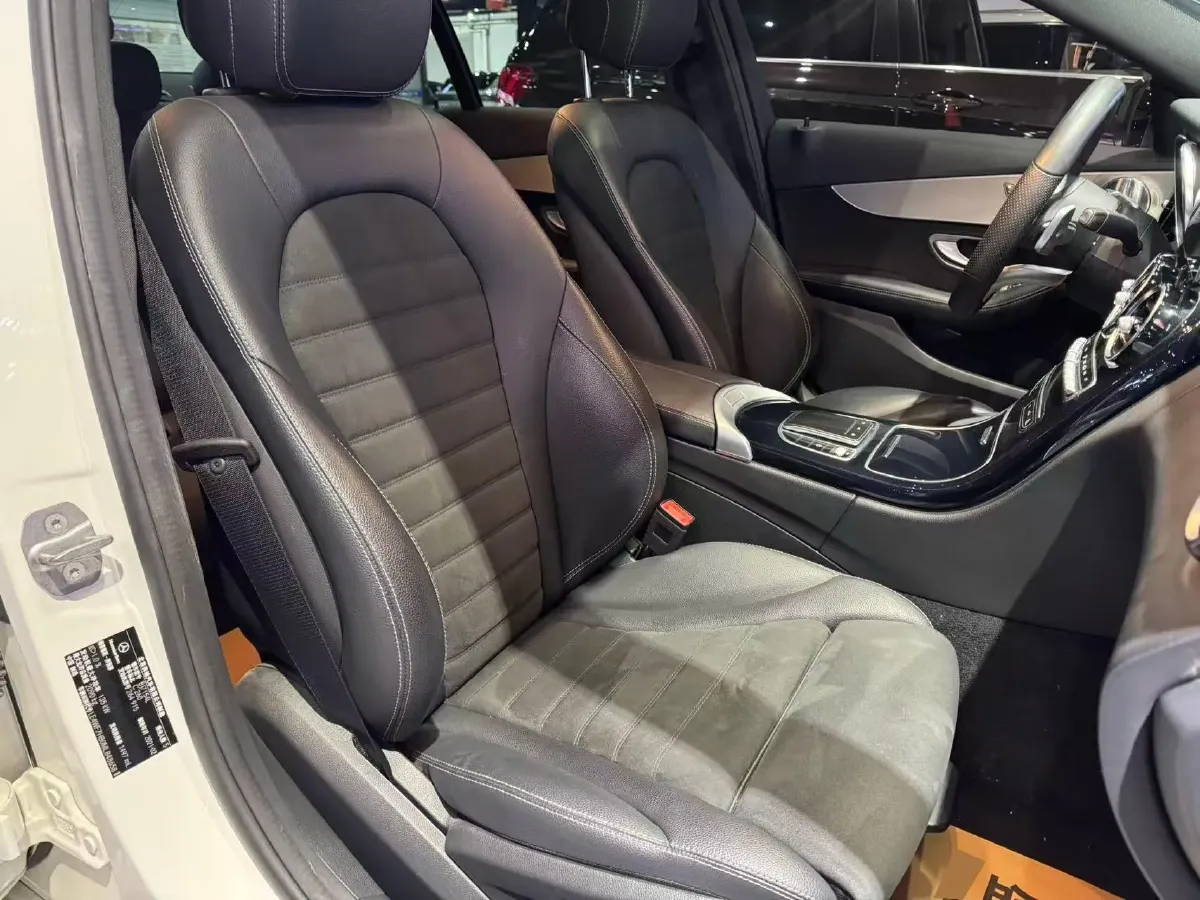 2021 Mercedes-Benz C Class 1.5T 184HP L4 9AT,autocango,china used car exporter,china ev exporter,chinese used car exporter,chinese used ev exporter