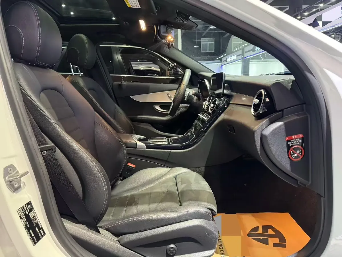 2021 Mercedes-Benz C Class 1.5T 184HP L4 9AT,autocango,china used car exporter,china ev exporter,chinese used car exporter,chinese used ev exporter