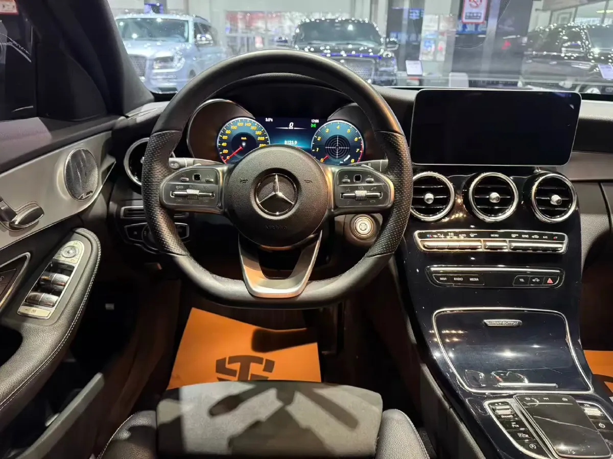 2021 Mercedes-Benz C Class 1.5T 184HP L4 9AT,autocango,china used car exporter,china ev exporter,chinese used car exporter,chinese used ev exporter