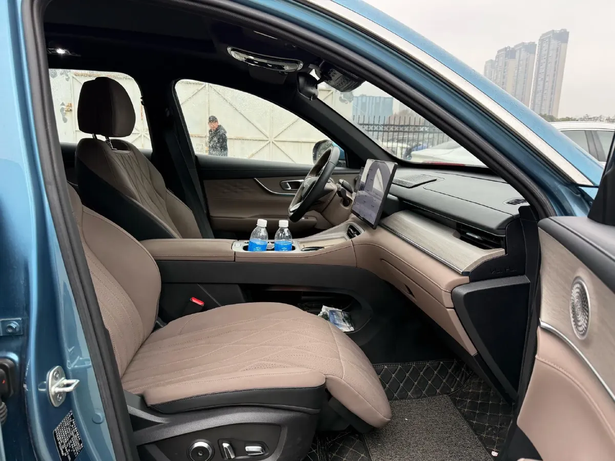2025 Chery Tiggo8 PLUS C-DM 1.5T 156HP L4 1DHT PHEV,autocango,china used car exporter,china ev exporter,chinese used car exporter,chinese used ev exporter