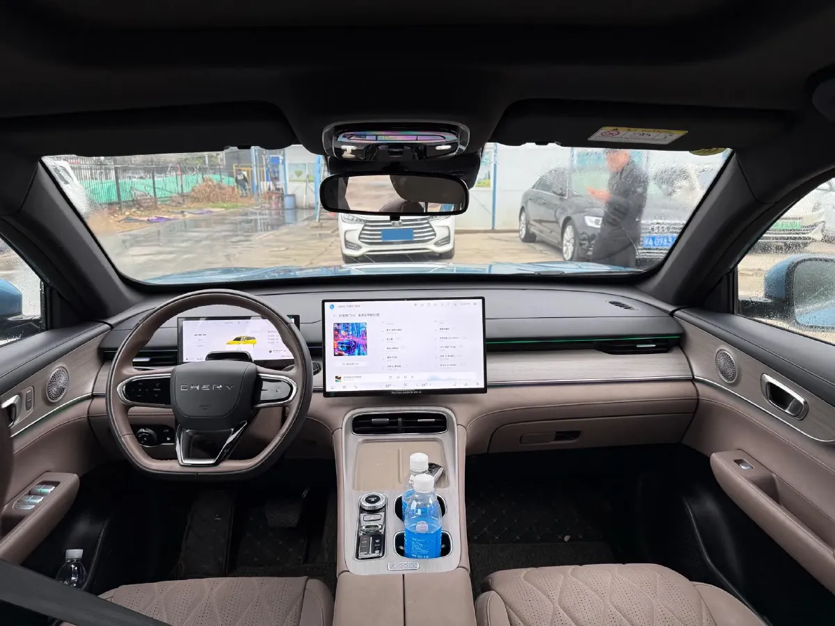 2025 Chery Tiggo8 PLUS C-DM 1.5T 156HP L4 1DHT PHEV,autocango,china used car exporter,china ev exporter,chinese used car exporter,chinese used ev exporter