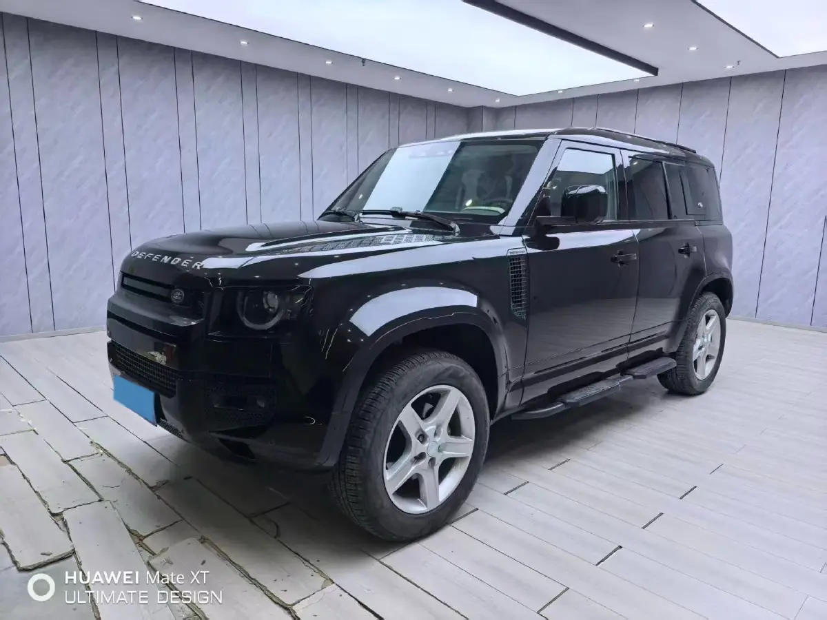 2023 Land Rover Defender 3.0T 400HP L6 8AT