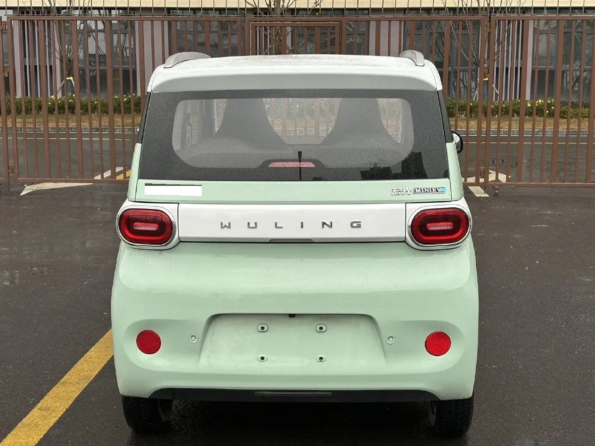 2024 WuLing HongGuang MINI EV BEV 17.3KWH,autocango,china used car exporter,china ev exporter,chinese used car exporter,chinese used ev exporter