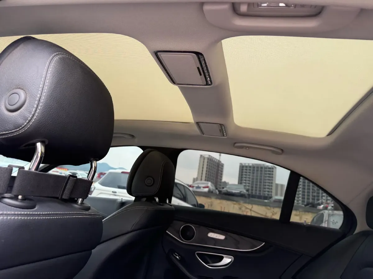 2020 Mercedes-Benz C Class 1.5T 184HP L4 9AT,autocango,china used car exporter,china ev exporter,chinese used car exporter,chinese used ev exporter