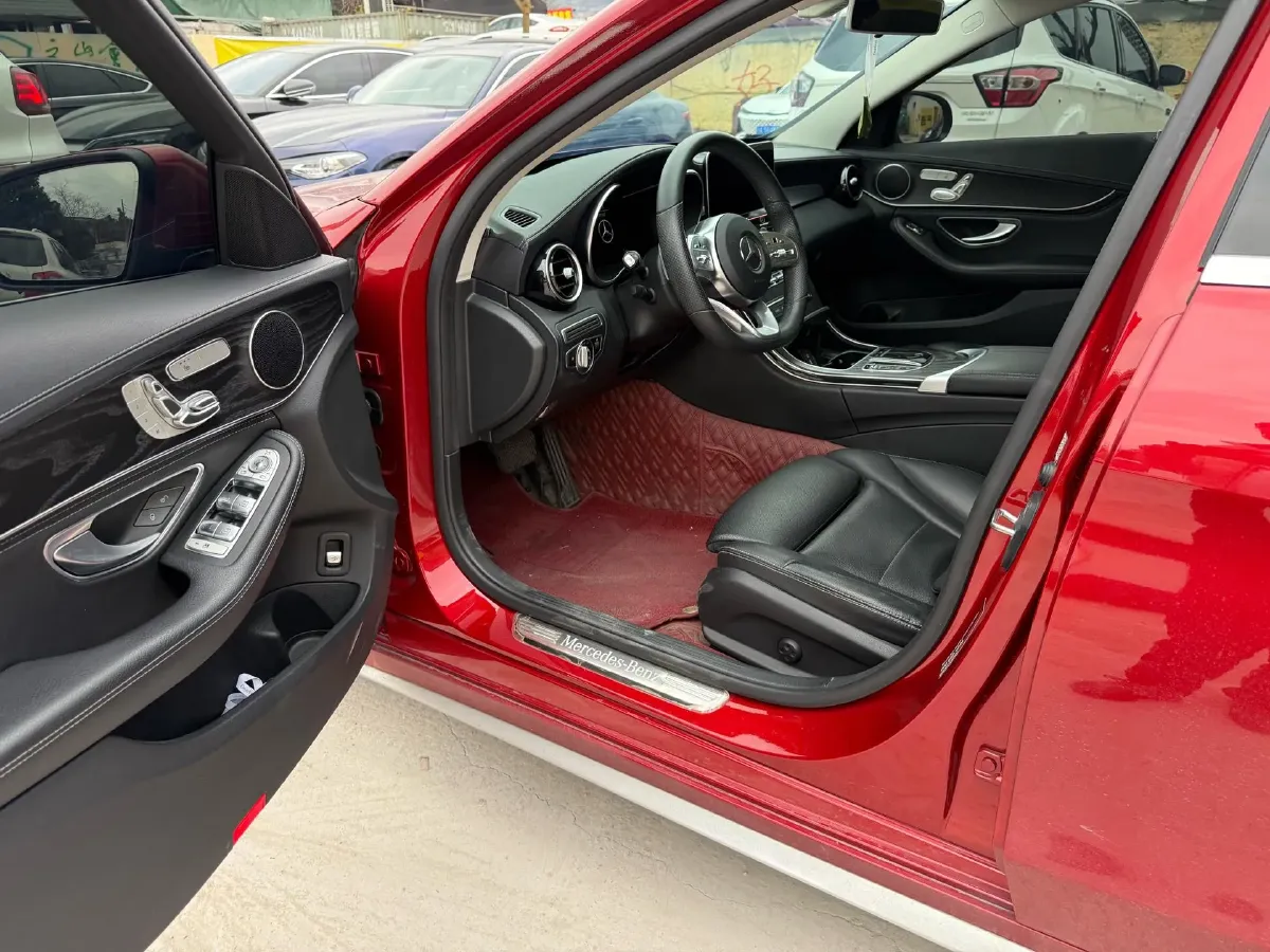 2020 Mercedes-Benz C Class 1.5T 184HP L4 9AT,autocango,china used car exporter,china ev exporter,chinese used car exporter,chinese used ev exporter