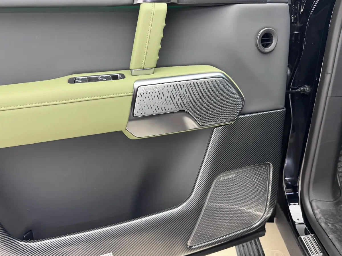 2025 M Hero WarriorM817 1.5T 197HP L4 2DHT PHEV,autocango,china used car exporter,china ev exporter,chinese used car exporter,chinese used ev exporter