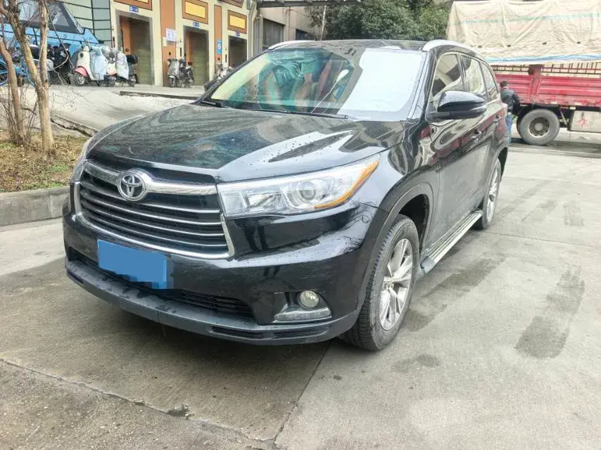 2017 Toyota Highlander 2.0T 220HP L4 6AT