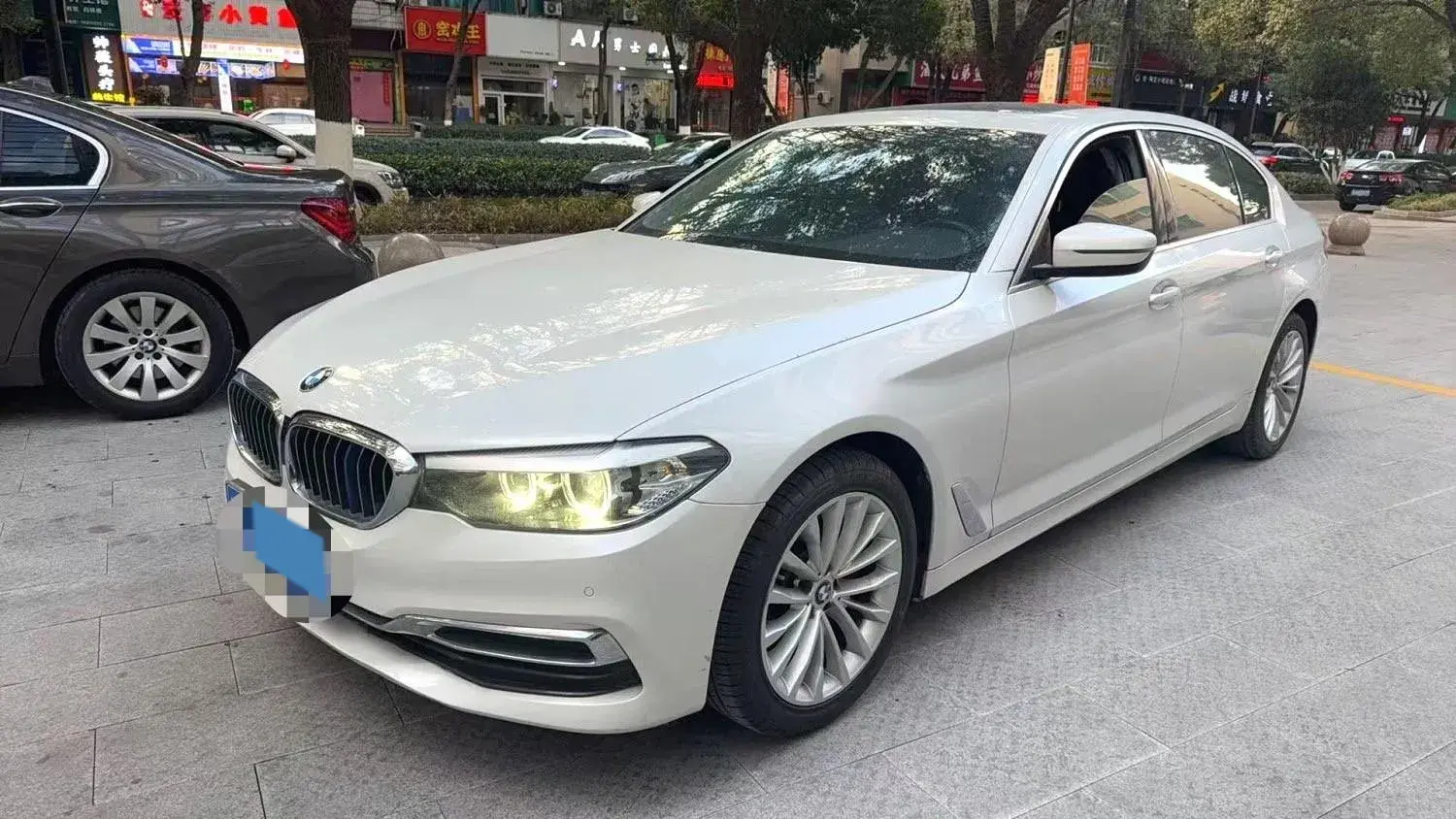 2020 BMW 5 Series 2.0T 184HP L4 8AT