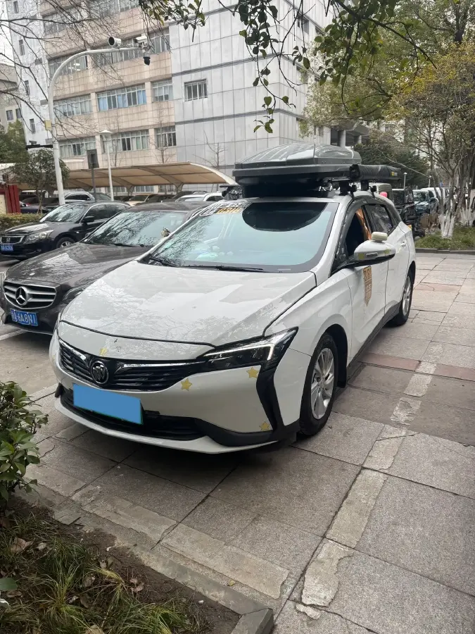 2022 Buick Velite 6 1.5L 102HP L4 E-CVT PHEV 9.5KWH