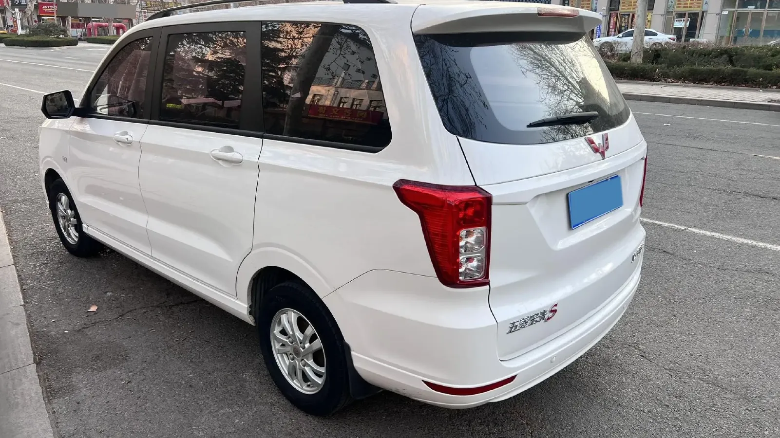2019 WuLing HongGuang Plus 1.5T 147HP L4 6MT,autocango,china used car exporter,china ev exporter,chinese used car exporter,chinese used ev exporter