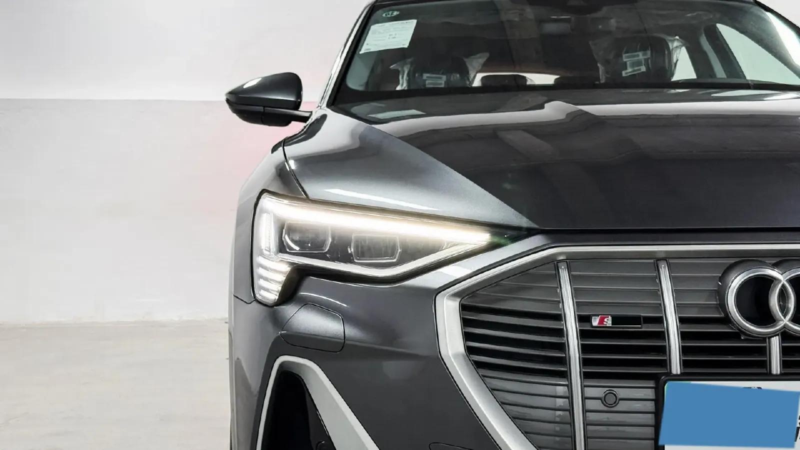 2021 Audi e-tron BEV 96.7KWH,autocango,china used car exporter,china ev exporter,chinese used car exporter,chinese used ev exporter
