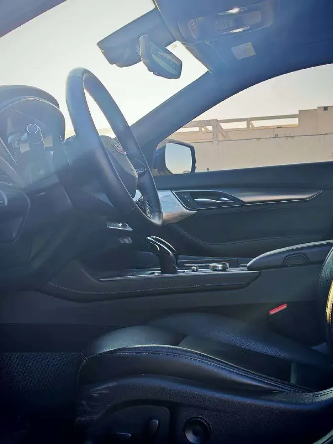 2020 Cadillac CT5 2.0T 237HP L4 10AT,autocango,china used car exporter,china ev exporter,chinese used car exporter,chinese used ev exporter