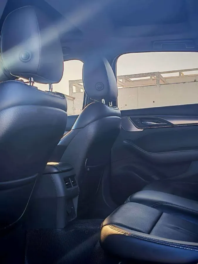 2020 Cadillac CT5 2.0T 237HP L4 10AT,autocango,china used car exporter,china ev exporter,chinese used car exporter,chinese used ev exporter