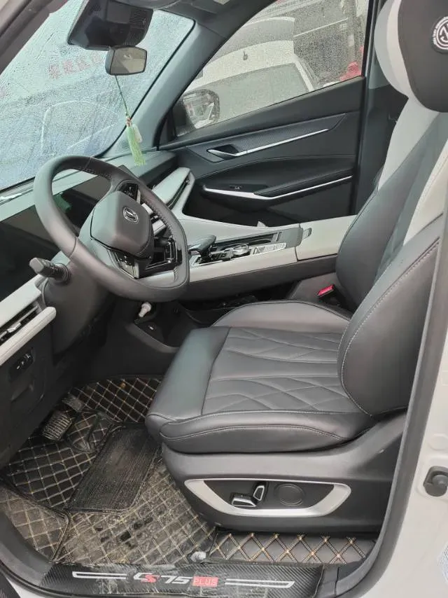 2025 ChangAn CS75 Plus 1.5T 192HP L4 8AT,autocango,china used car exporter,china ev exporter,chinese used car exporter,chinese used ev exporter