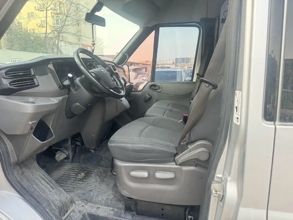 2021 MAXUS D90 Pro 2.0T 218HP L4 8AT,autocango,china used car exporter,china ev exporter,chinese used car exporter,chinese used ev exporter