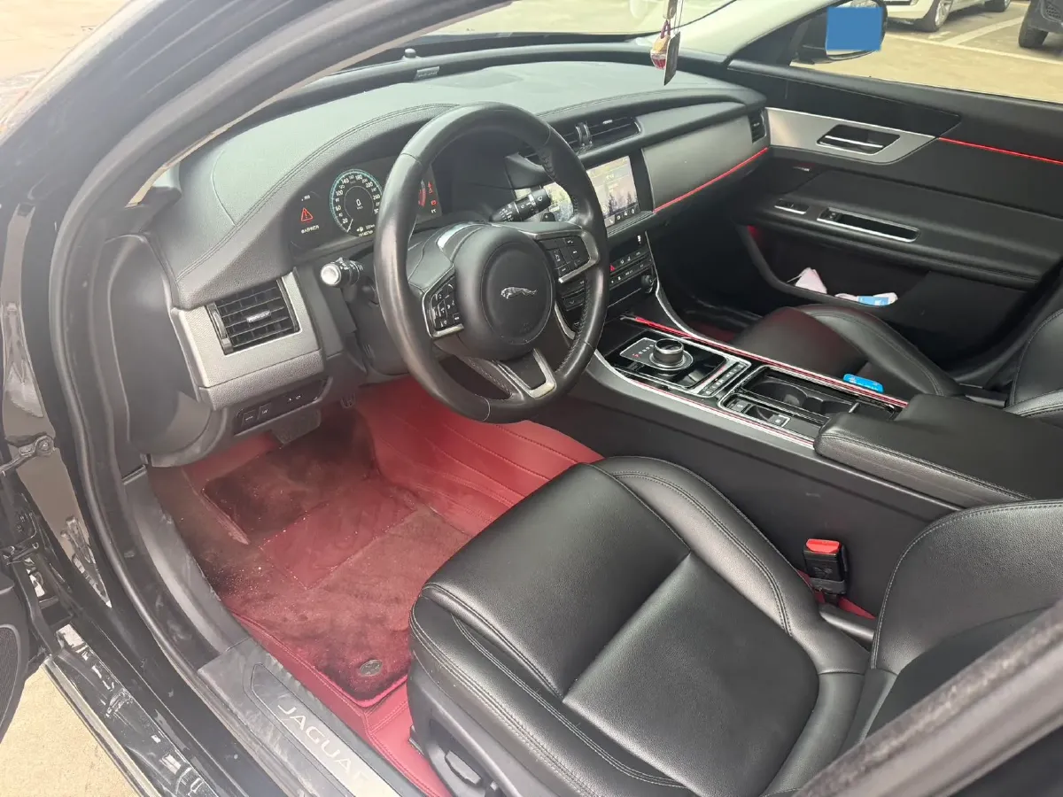 2020 Jaguar XFL 2.0T 200HP L4 8AT,autocango,china used car exporter,china ev exporter,chinese used car exporter,chinese used ev exporter