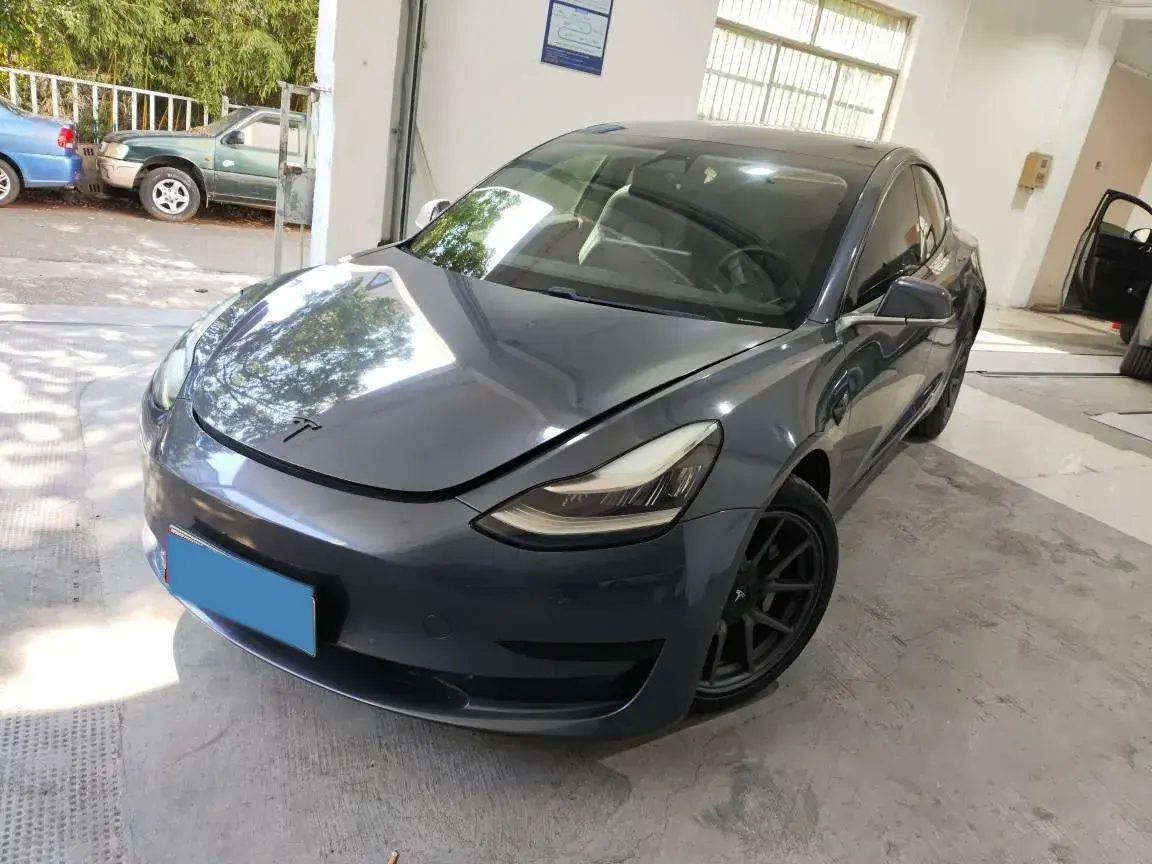 2020 Tesla Model 3 BEV 52KWH