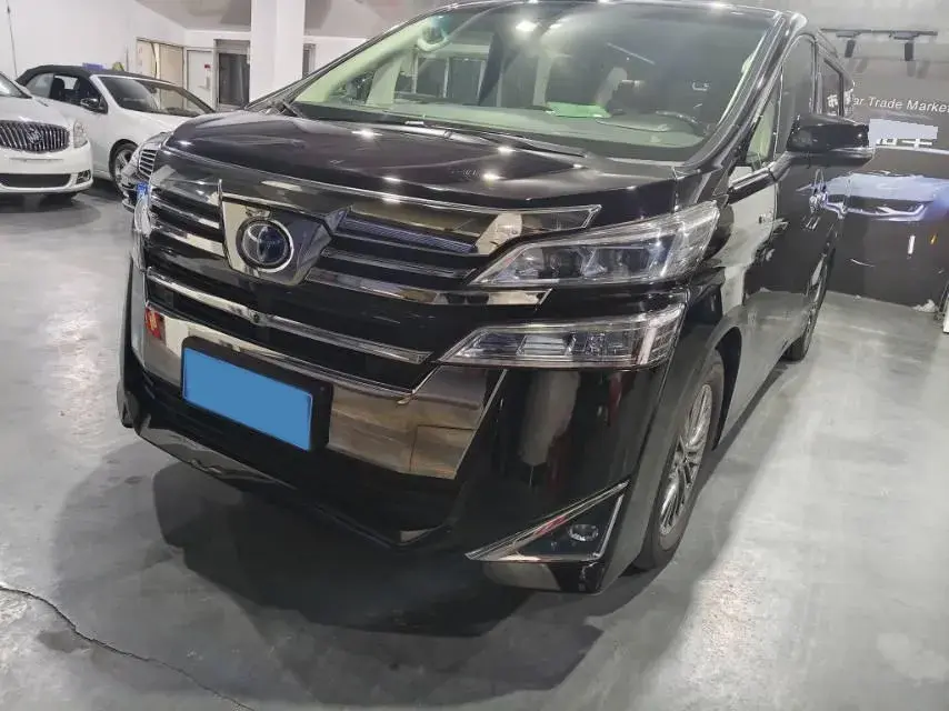 2020 Toyota Vellfire 2.5L 117HP L4 E-CVT Hybrid