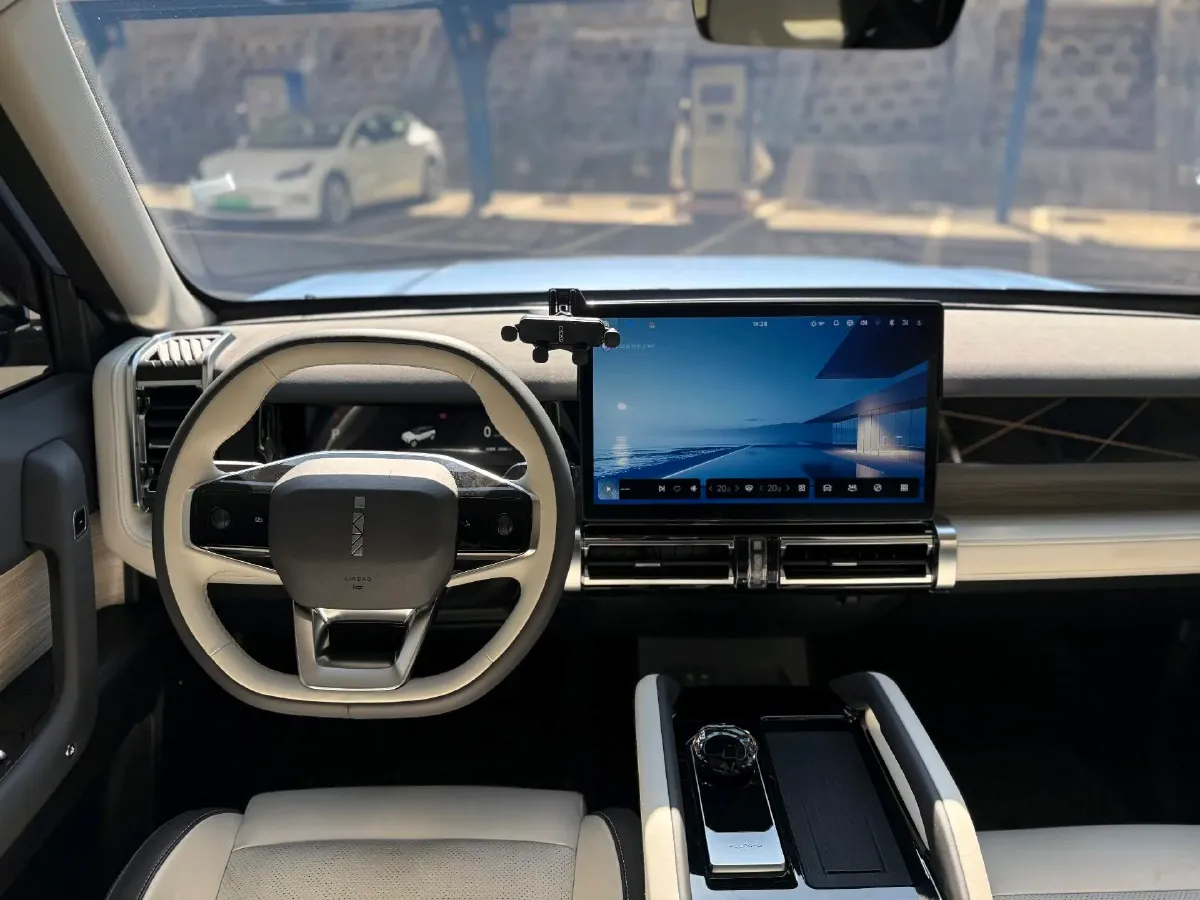 2024 iCAR iCAR 03 BEV 65.69KWH,autocango,china used car exporter,china ev exporter,chinese used car exporter,chinese used ev exporter