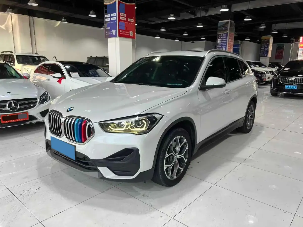 2022 BMW X1 2.0T 192HP L4 7DCT