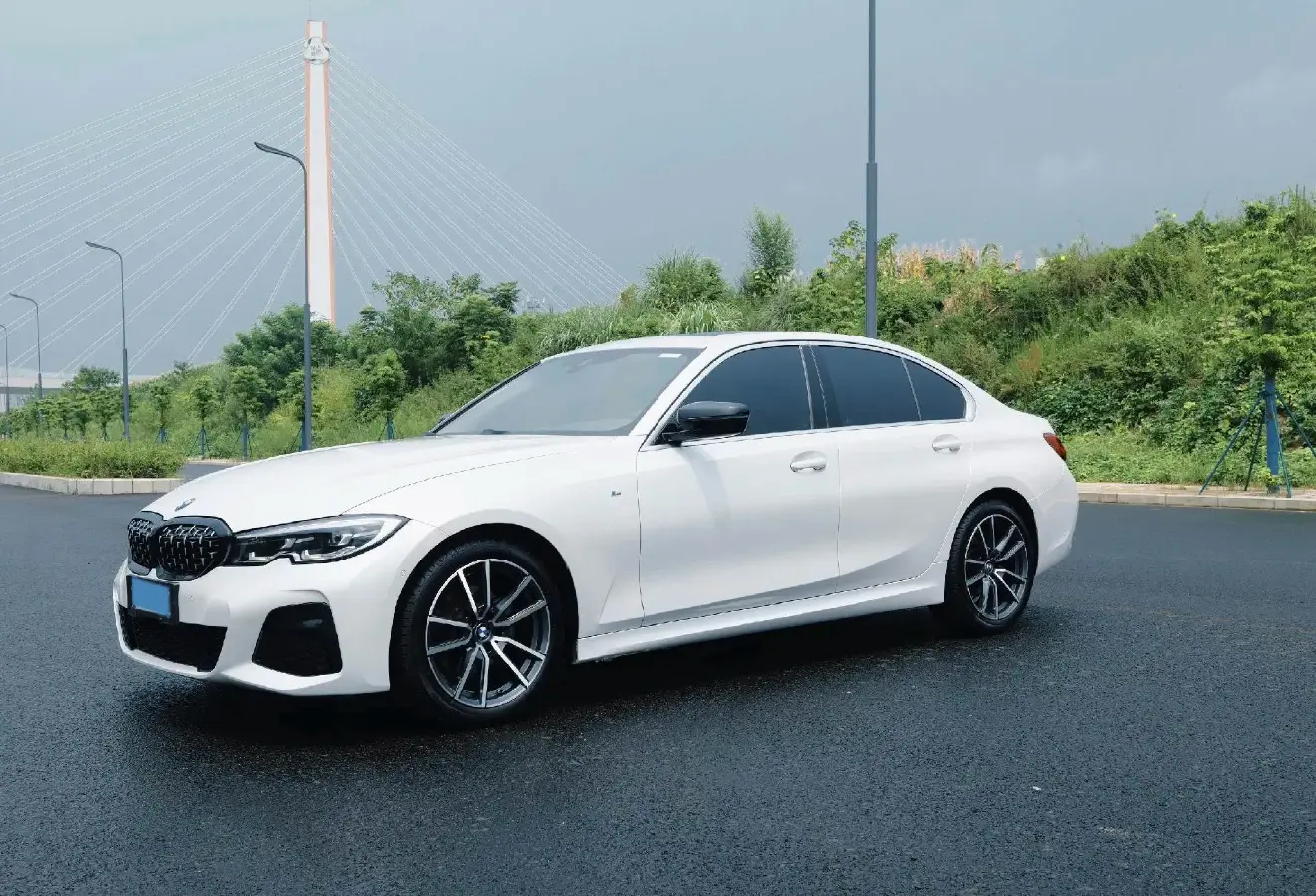 2020 BMW 3 Series 2.0T 184HP L4 8AT