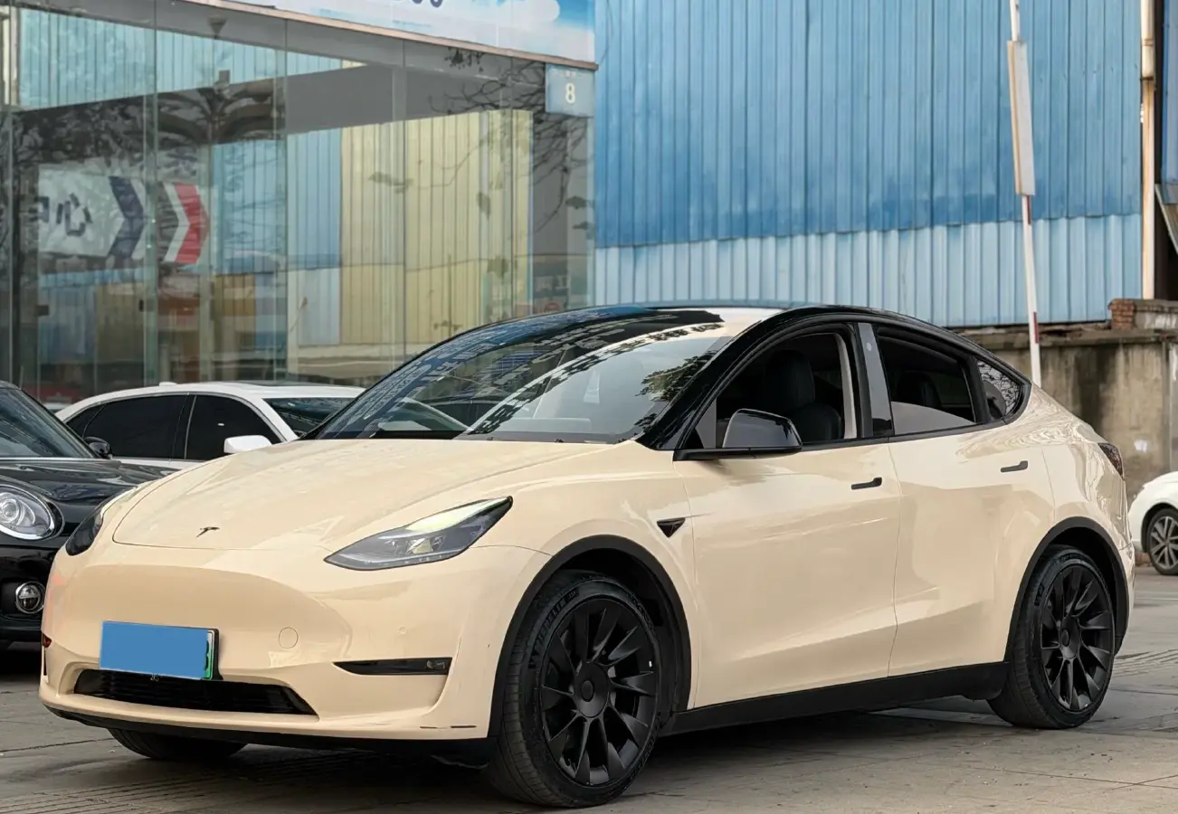 2021 Tesla Model Y BEV 60KWH