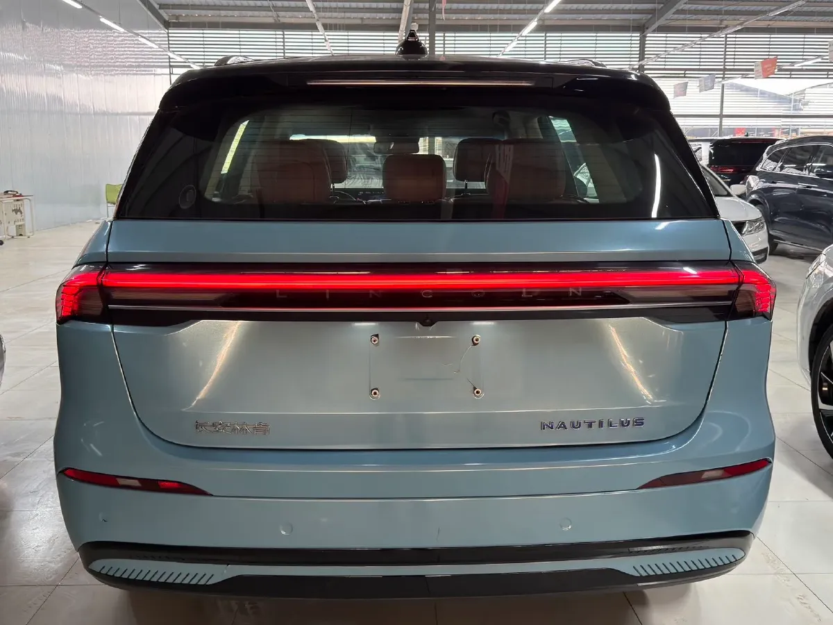 2023 Lincoln Nautilus 2.0T 282HP L4 E-CVT Hybrid,autocango,china used car exporter,china ev exporter,chinese used car exporter,chinese used ev exporter