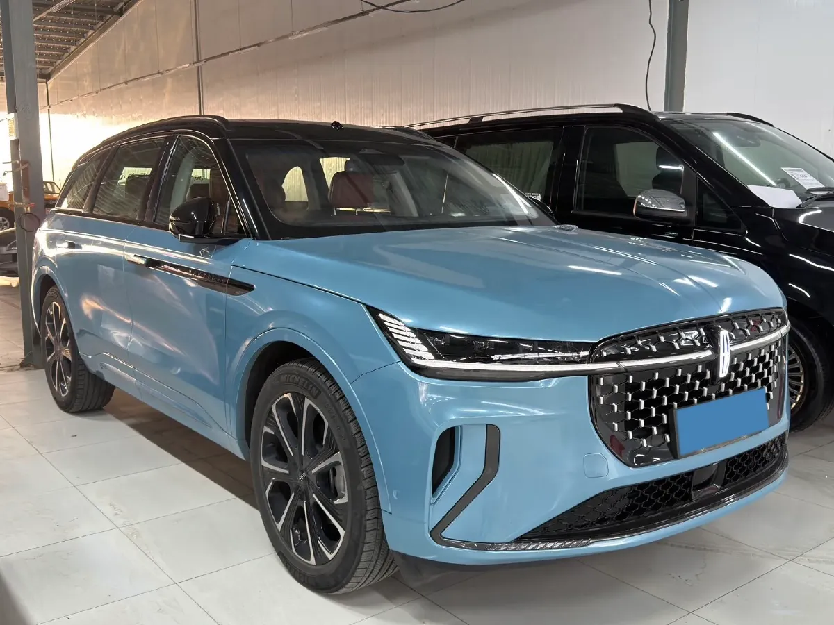2023 Lincoln Nautilus 2.0T 282HP L4 E-CVT Hybrid,autocango,china used car exporter,china ev exporter,chinese used car exporter,chinese used ev exporter