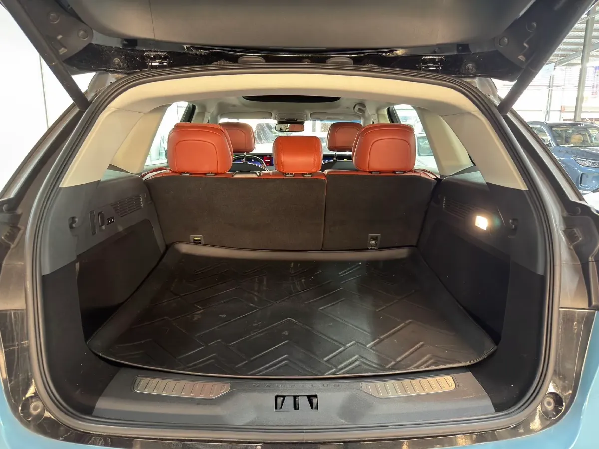 2023 Lincoln Nautilus 2.0T 282HP L4 E-CVT Hybrid,autocango,china used car exporter,china ev exporter,chinese used car exporter,chinese used ev exporter